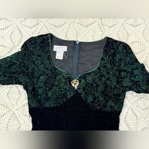 Stunning vintage bundle - Scott McClintock glitter floral detail velvet dress